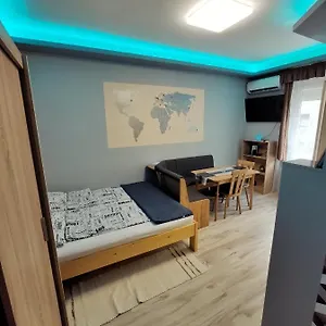 Belvarosi Exkluziv Minigarzon Дебрецен