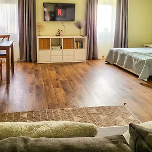 Mi Casa Vendeghaz - Eger